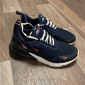 Nike Kids’ Grade School Air Max 270. Size 7 youth.
